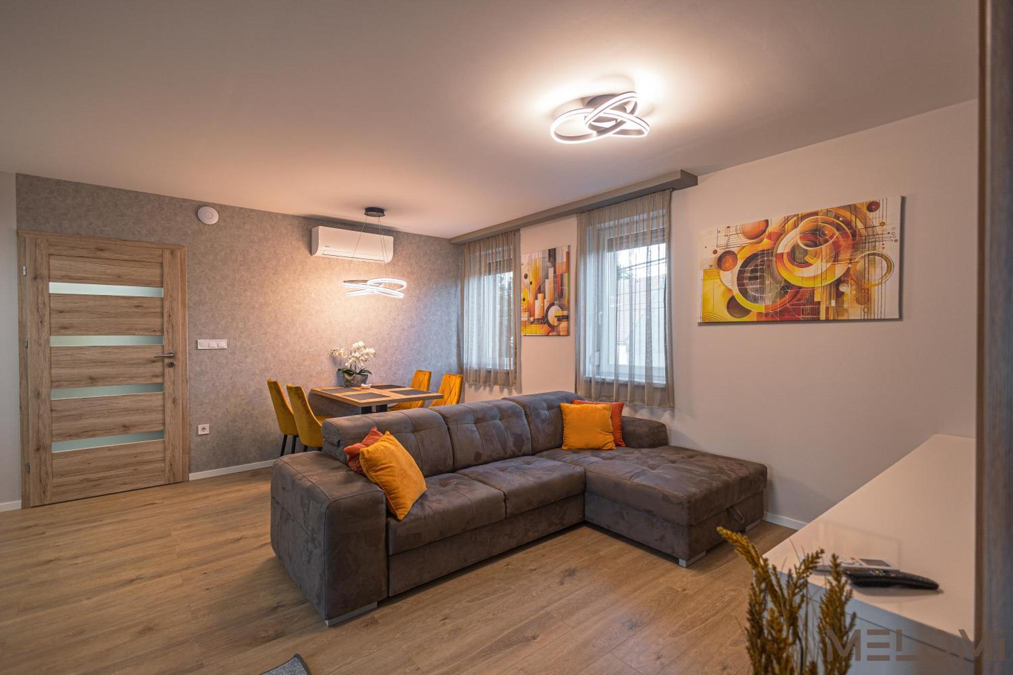 Melomi 1 Apartman Sárvár Eksteriør billede